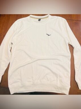 SHEIN White Crewneck Sweatshirt with Navy Bird Emblem